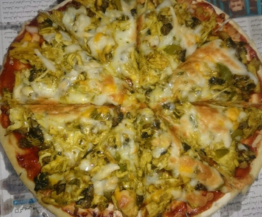 پیتزا قارچ و مرغ