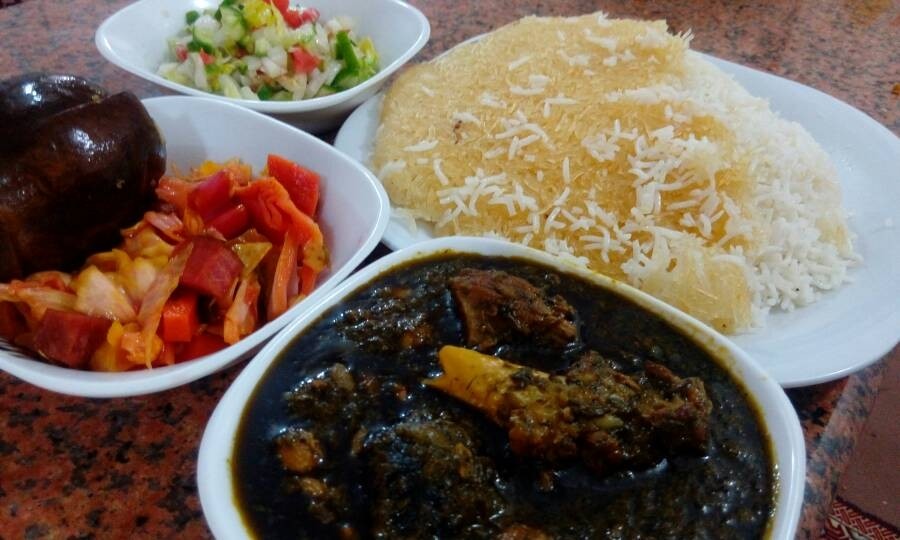 عکس برنج و قورمه سبزی