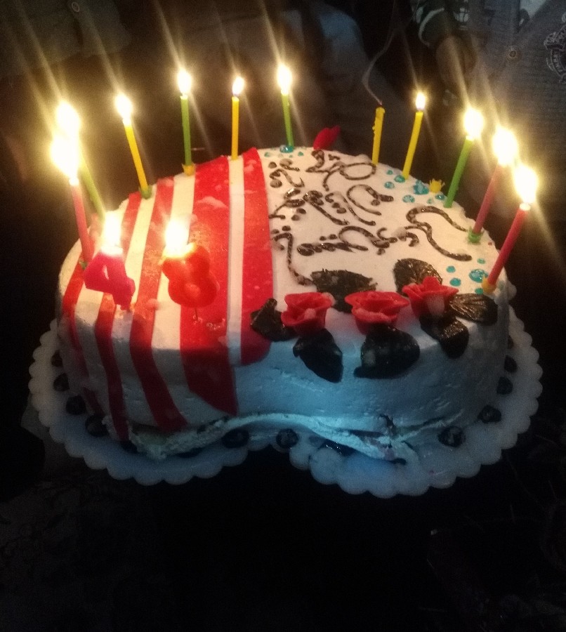 کیک تولد ....