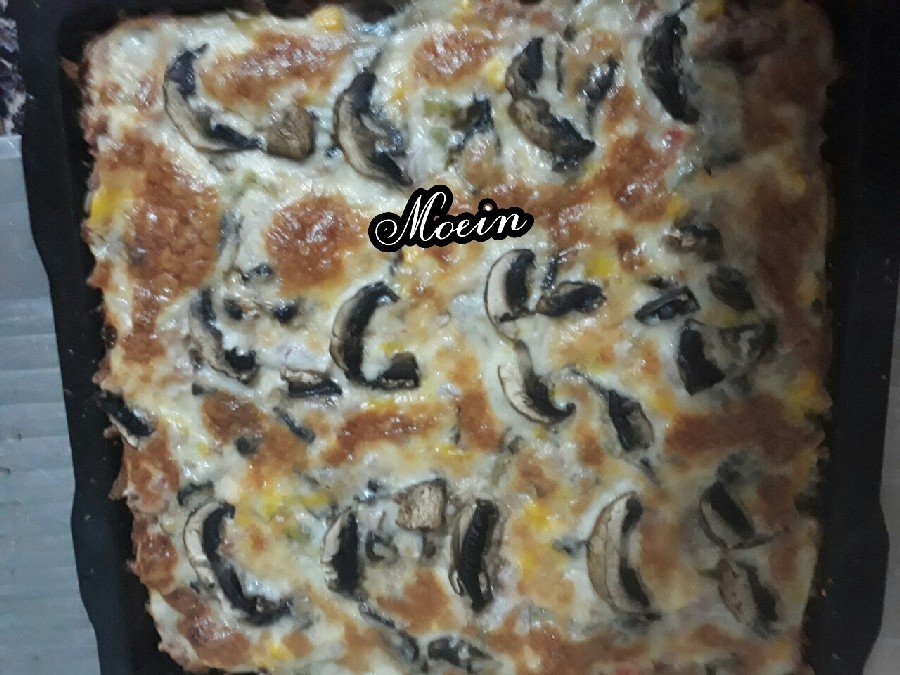 عکس پیتزا با خمیر مخصوص خودم پز