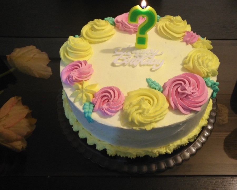 کیک من واسه تولد زن داداشم