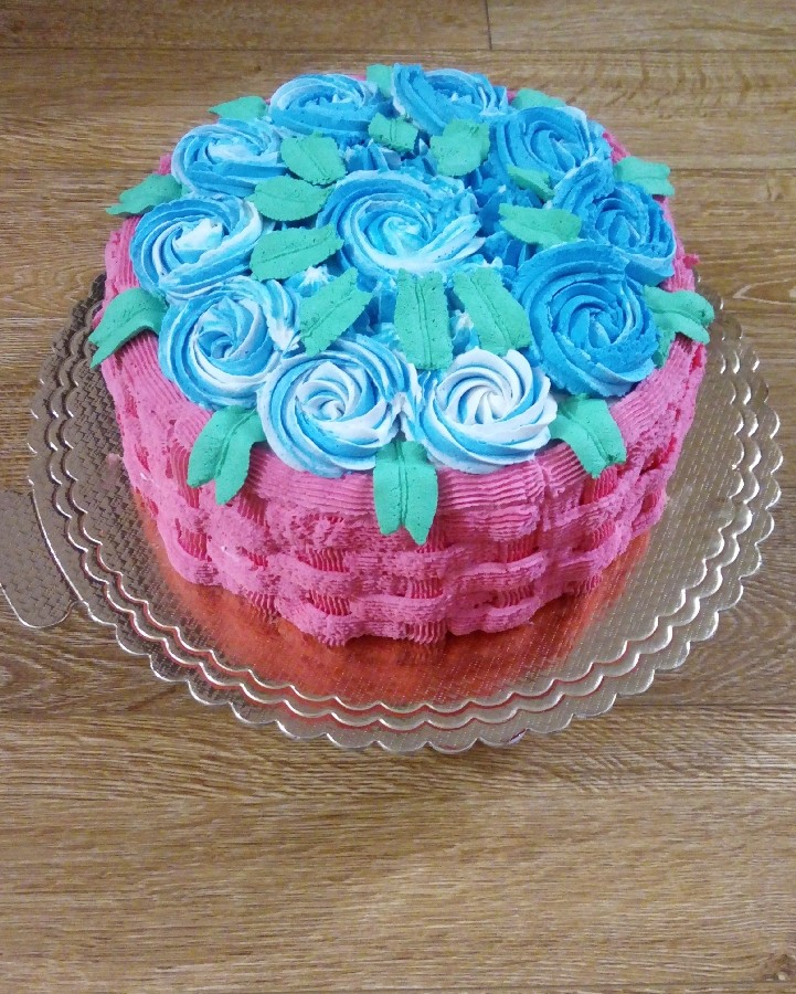 کیک خامه ای برای روز مادر