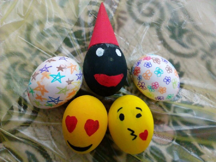عکس تخم مرغای رنگی واسه عید

