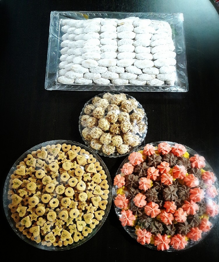 عکس مجموعه شیرینی های عید
