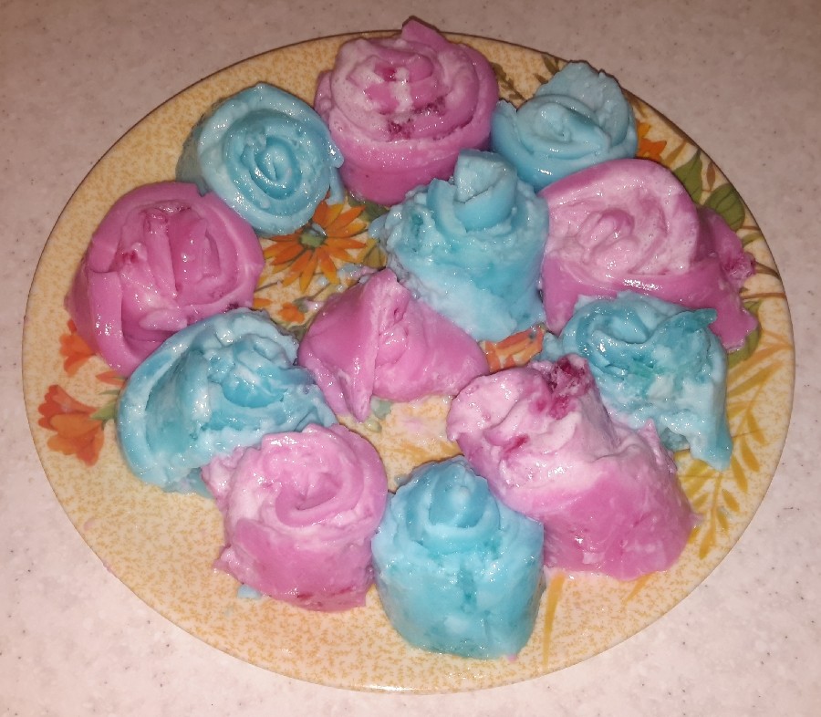 ژله فرفره ای یا رولتی