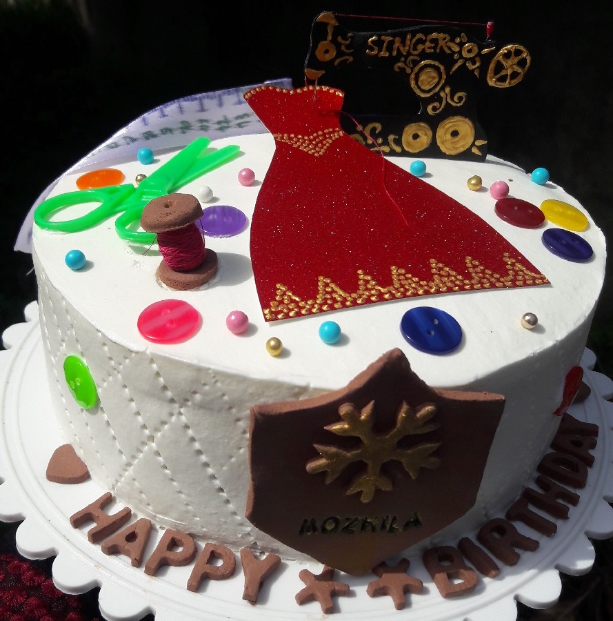 عکس کیک تولد با تم خیاطی