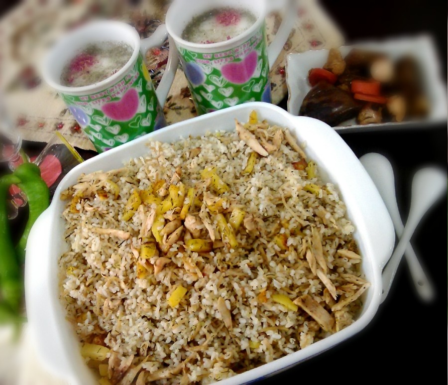 عکس دمی با مرغ