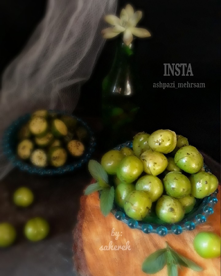 ترشی گوجه سبز