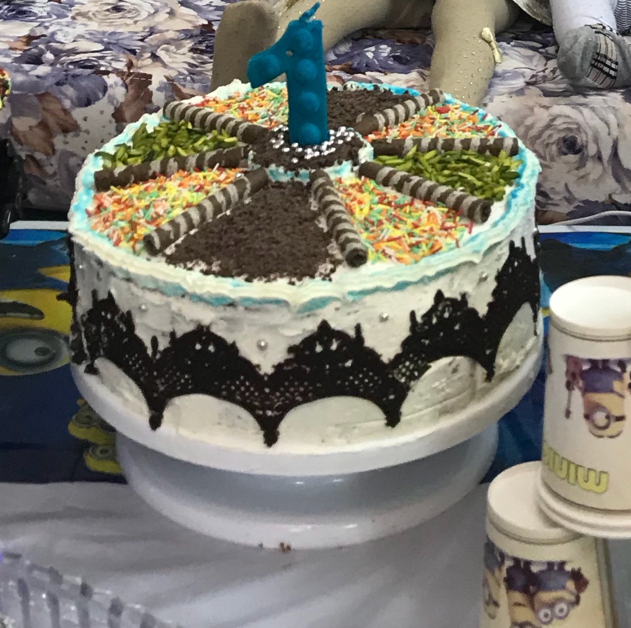 کیک اسفنجی تولد