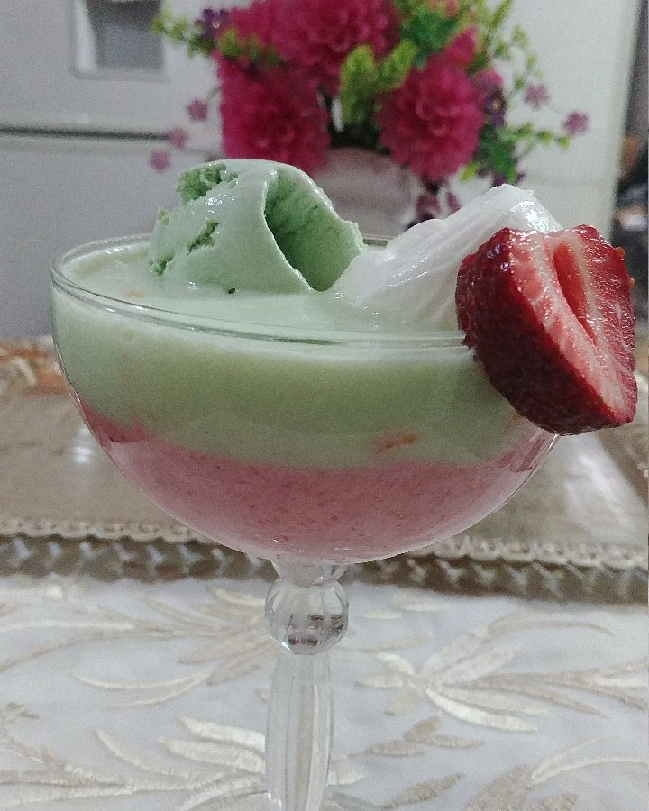 عکس اینم یه دسر خوشکل و خوشمزه واسه امشب.