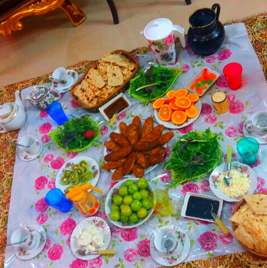 عکس افطاری روز بیست چهارم رمضان