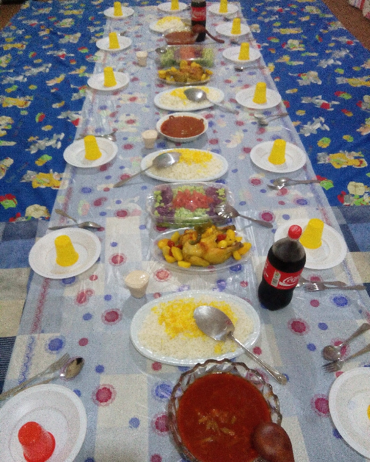 عکس مرغ شکم پر و خورشت بامیه