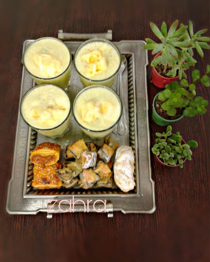 عکس اسموتی طالبی بستنی سنتی