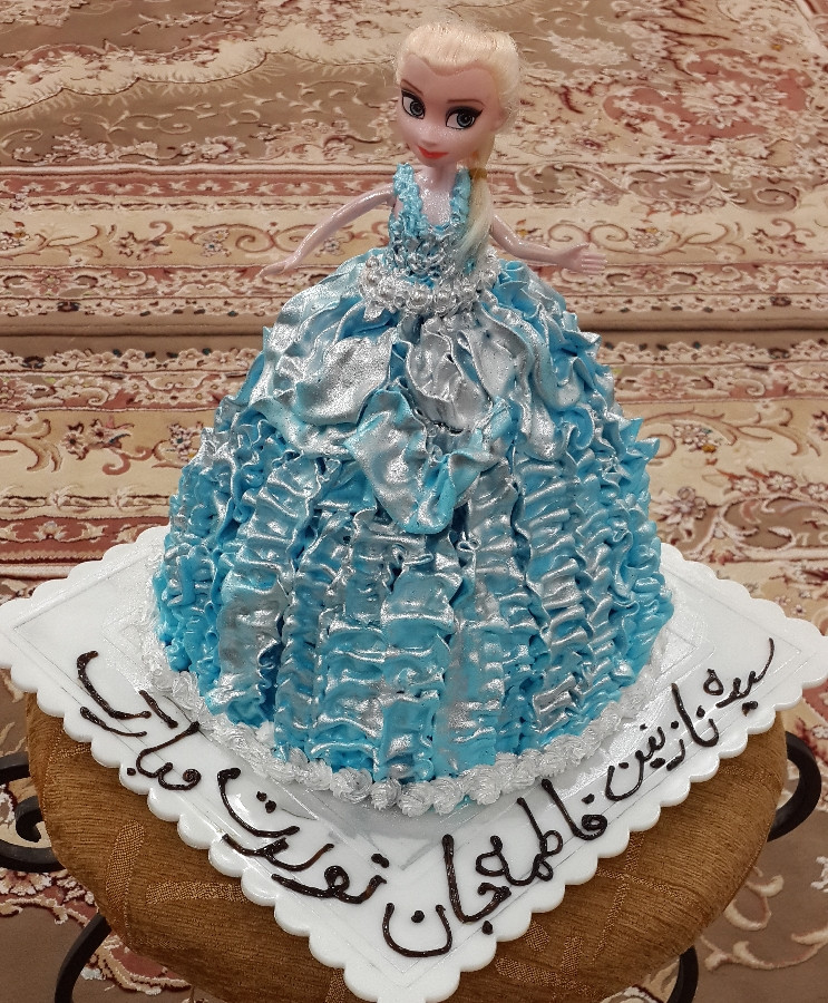 کیک اسفنجی السا