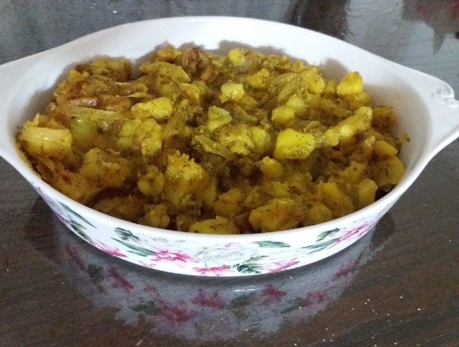 دوپیازه آلو غذای مشهور شیرازی
