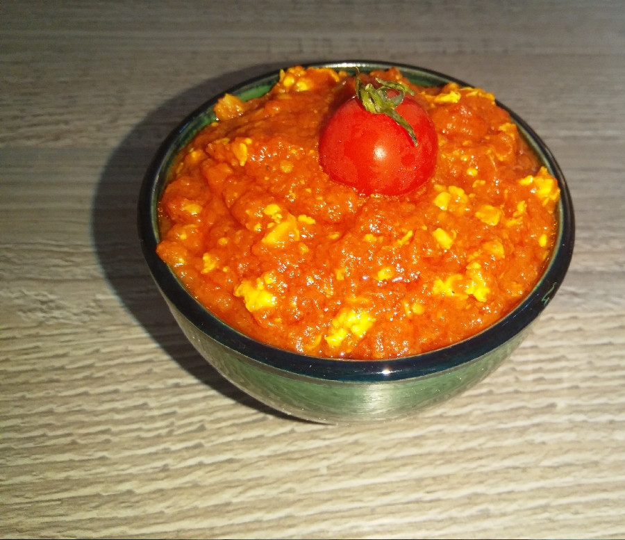 عکس گوجه خورشتی
غذای مخصوص گیلانی ها