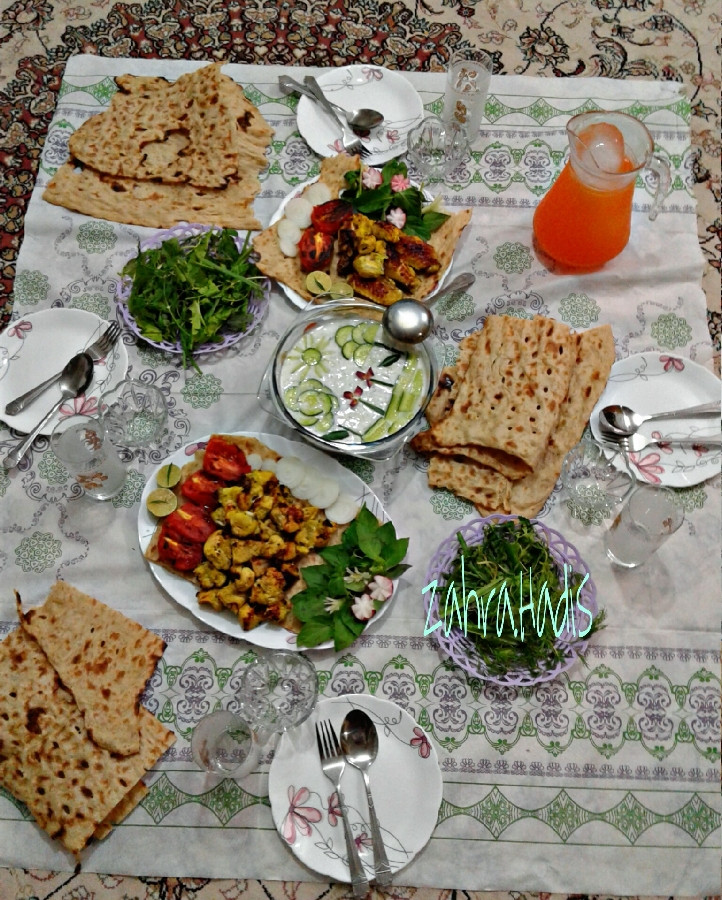 جوجه کباب ماست وخیار