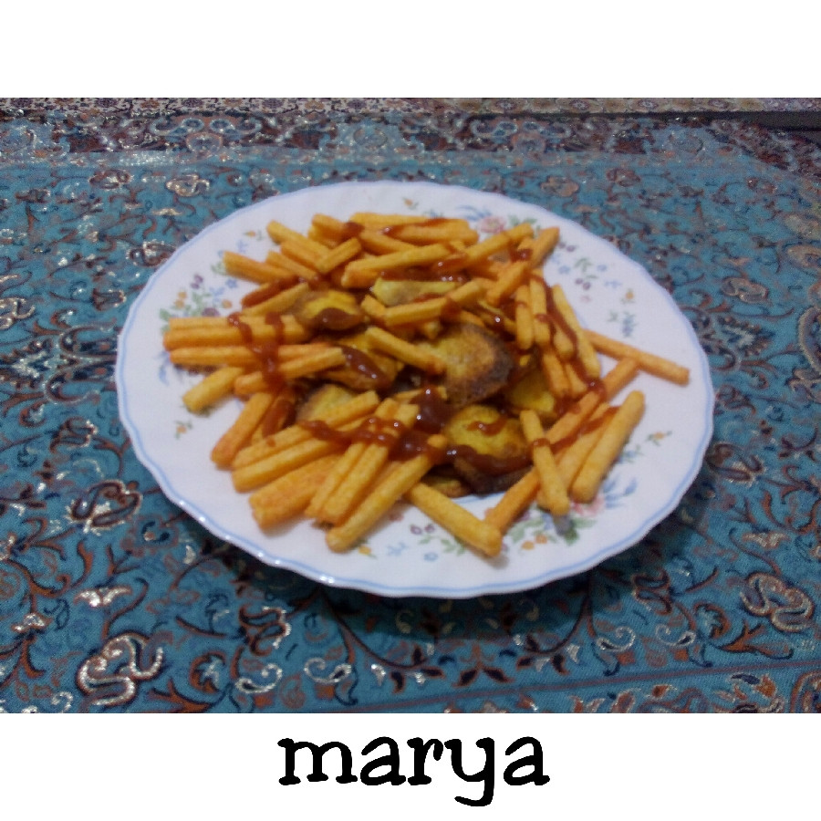 چیپس و خلال سیب زمینی سرخ شده