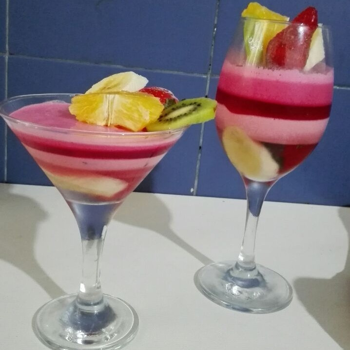 عکس ژله بستنی چند طبقه با میوه