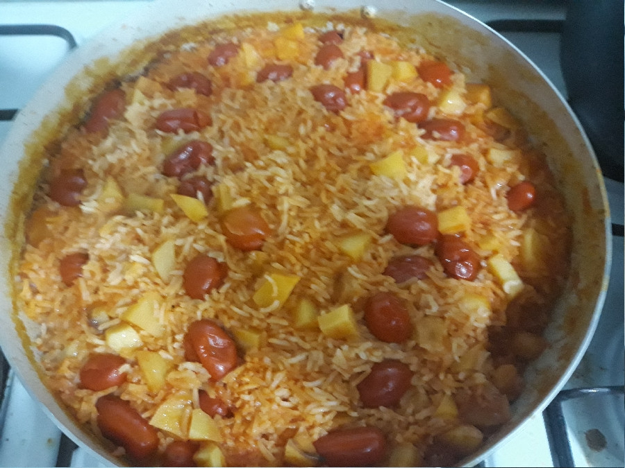 عکس دمی گوجه جاتون خالی