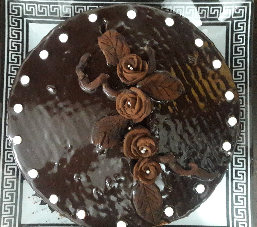 عکس کیک کاکاویی با گاناش شکلاتی
