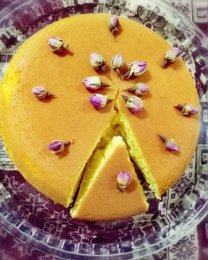 عکس #کیک قابلمه ای زعفرانی
هوسونه داداشیم