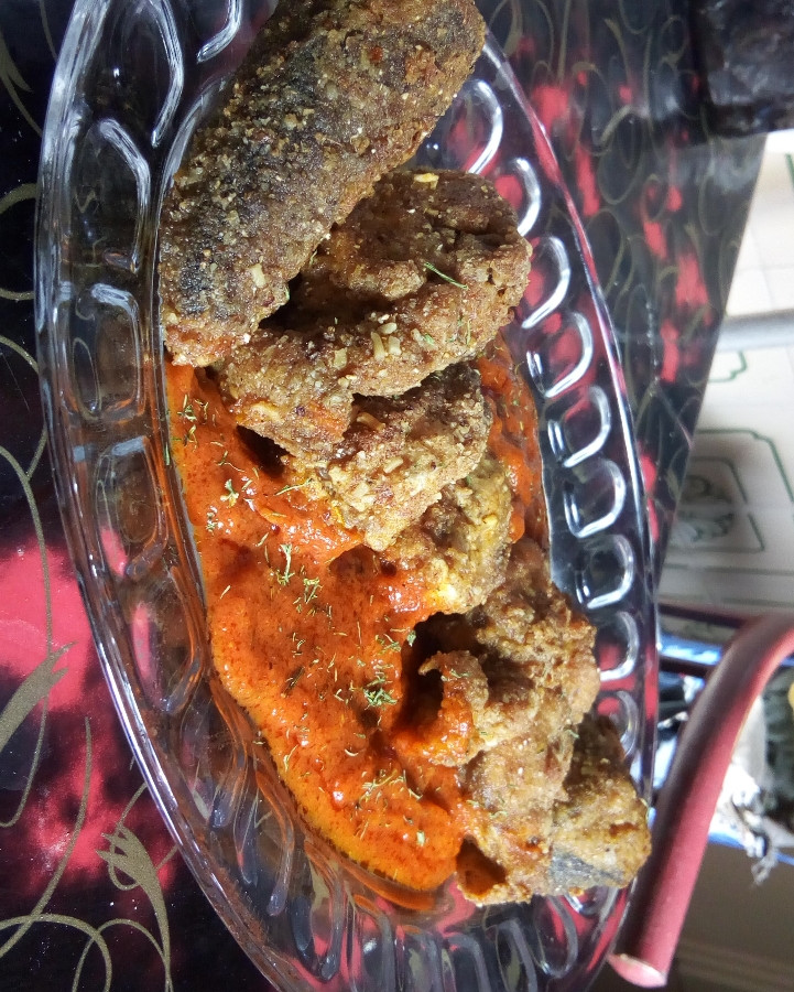 عکس ماهی سوخاری و سس 