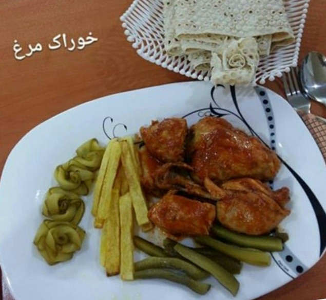 خوراک مرغ