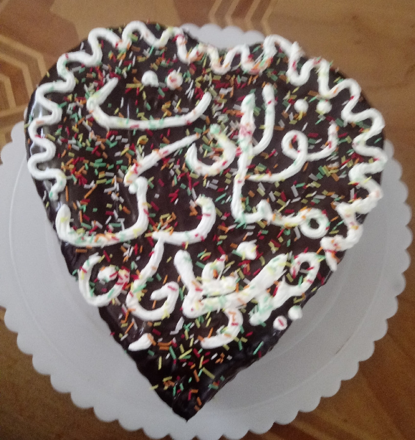 عکس کیک تولد با گاناش شکلات کا کائویی 