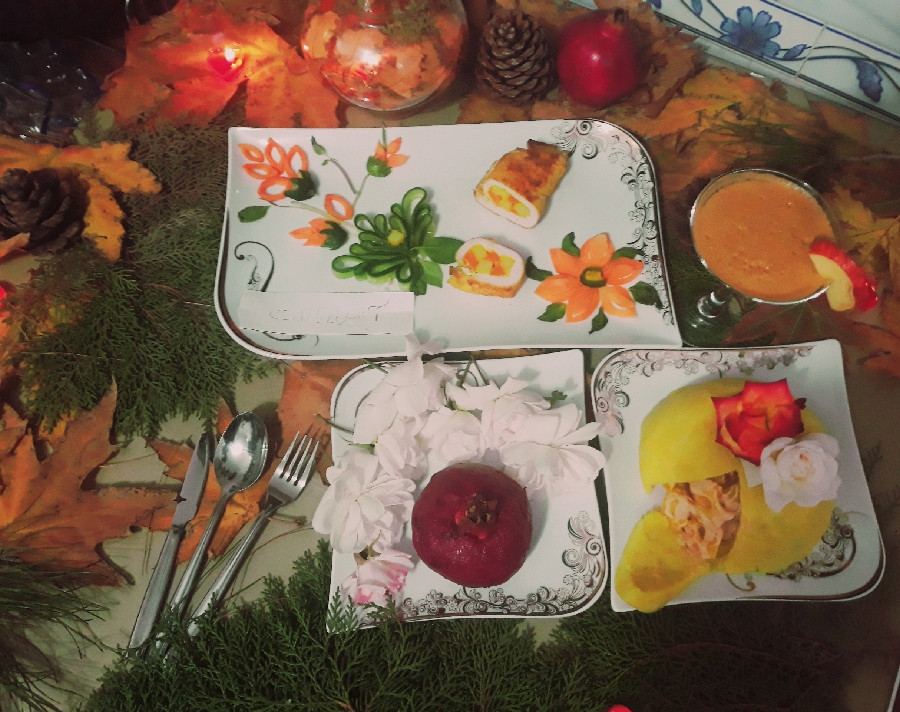 عکس اینم از رولت مرغ و حلوای لبو و سالاد سومرایز من ❤