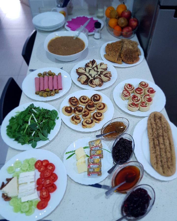 عکس صبحانه دوستانه