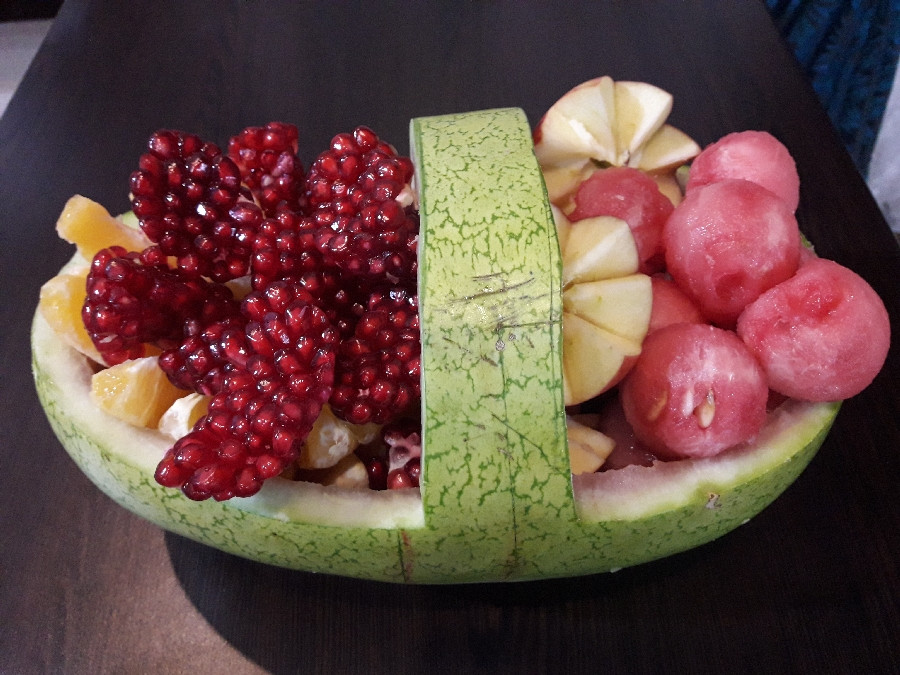 عکس تزیین میوه و ژله یلدایی