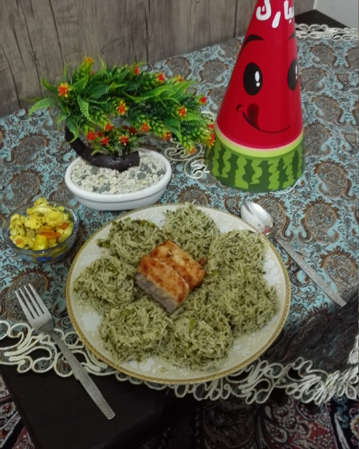 عکس سبزی پلو با ماهی 