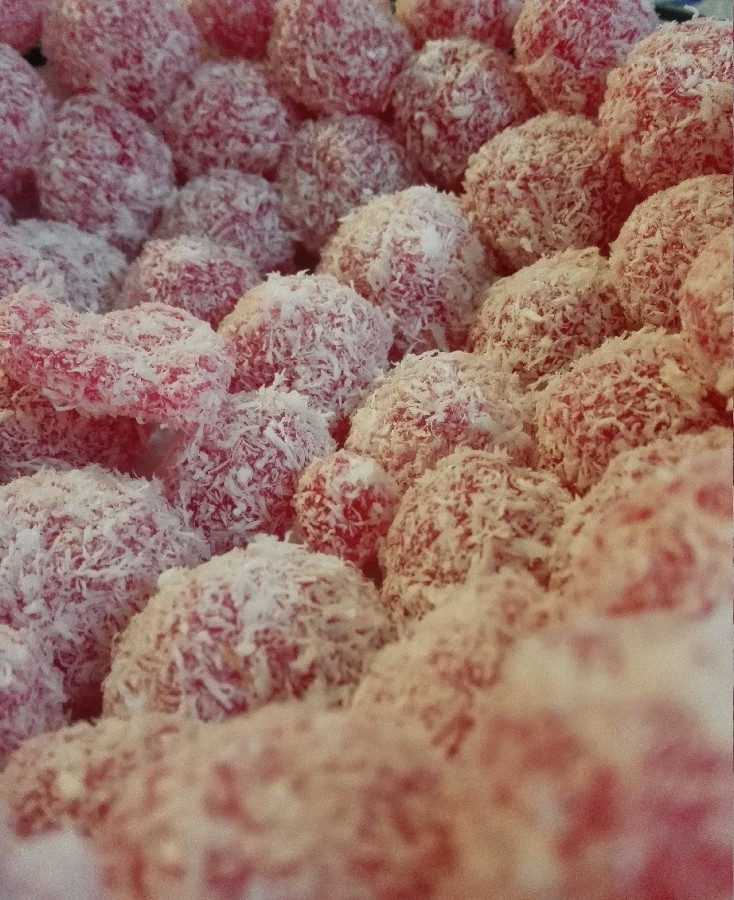 عکس باسلوق ژله ای انار