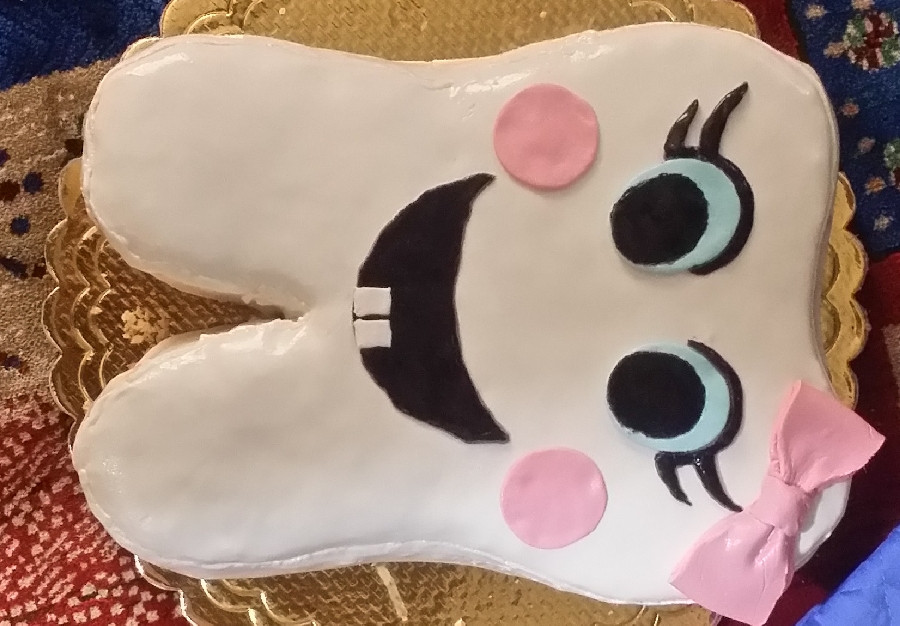 کیک با تم دندون