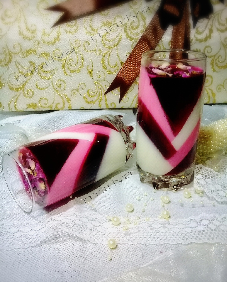 عکس ژله انار و پاناکوتا