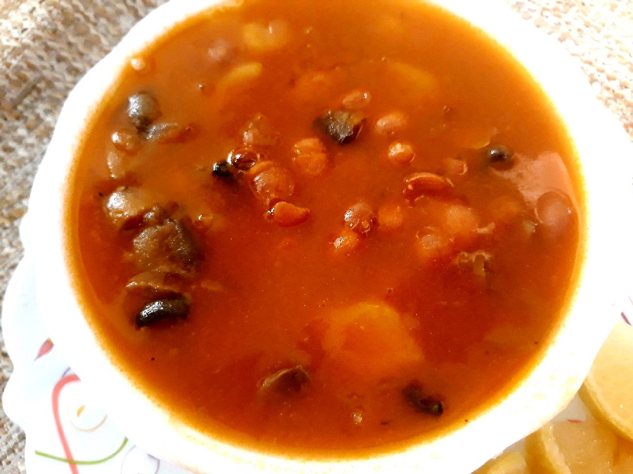 عکس   خوراک لوبیا چیتی با قارچ