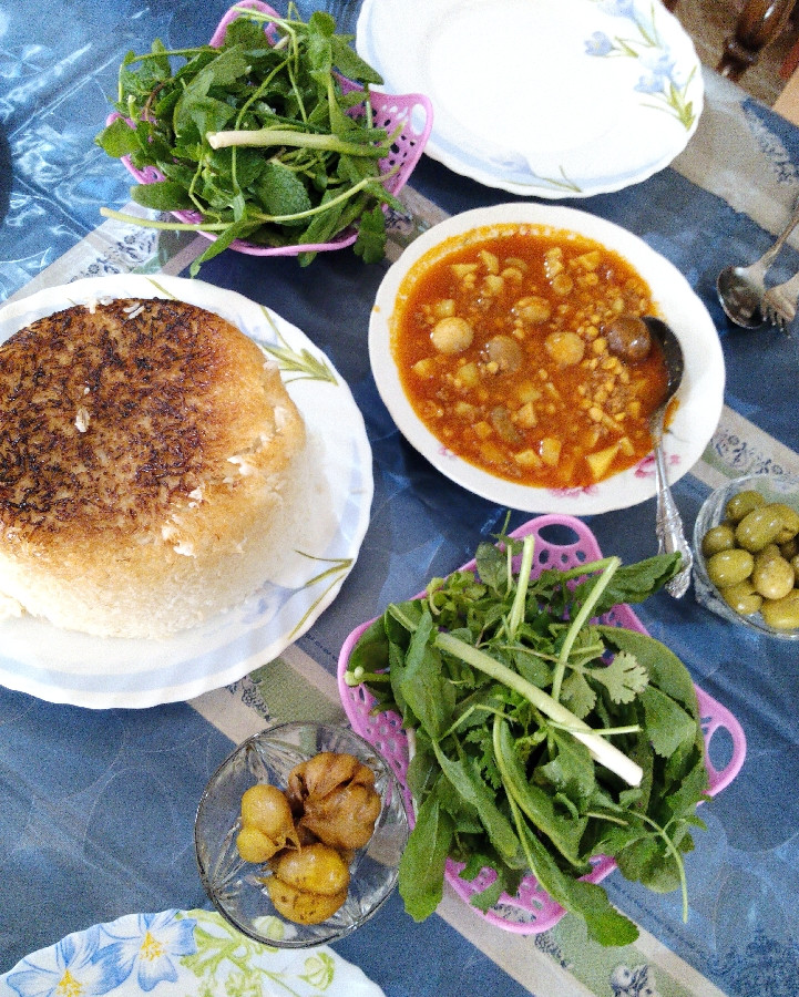 عکس خورشت قیمه باگوشت چرخکرده