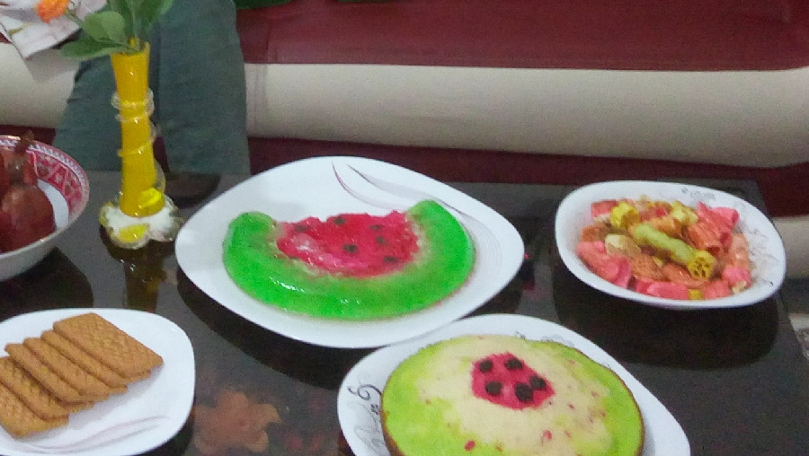 کیک هندوانه و ژله هندوانه