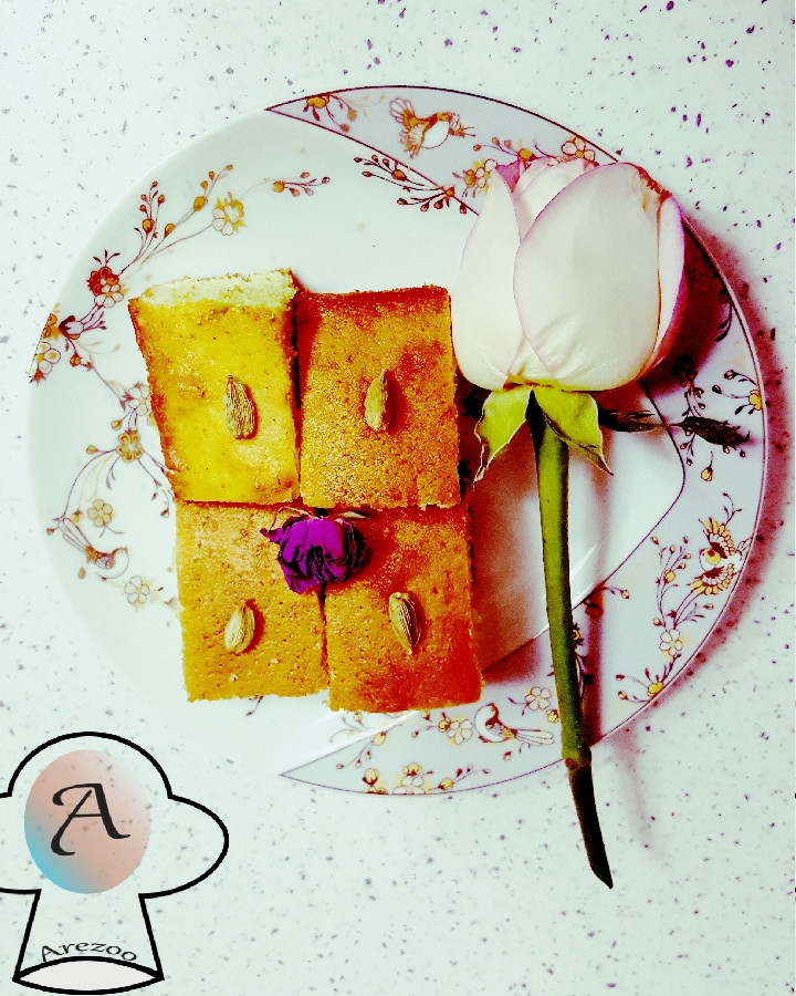 عکس کیک هل و گلاب و زعفران
