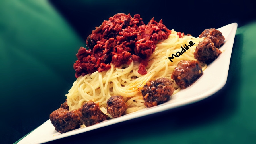 عکس اسپاگتی مرغ و میت بال