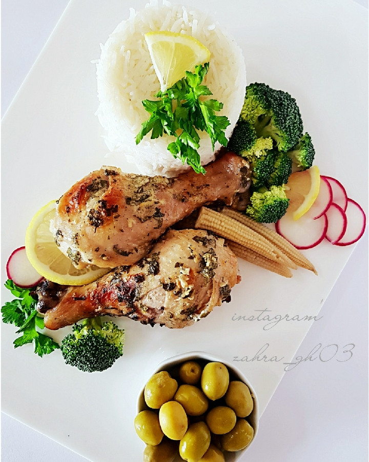 عکس مرغ مارینه ی یونانی