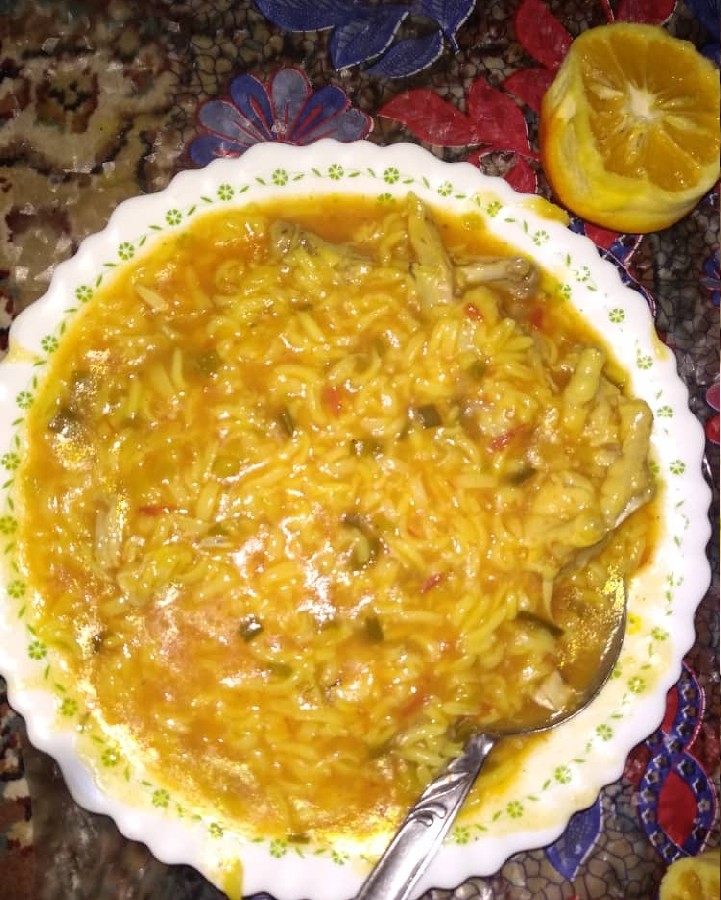 اینم ی سوپ مرغ ساده