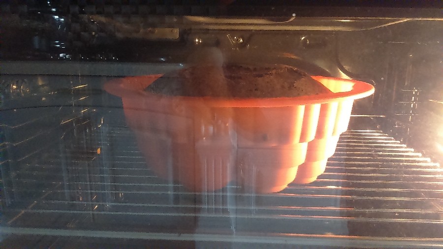 کیک شیرشکلاتی با دستور دوست عزیز لی لی