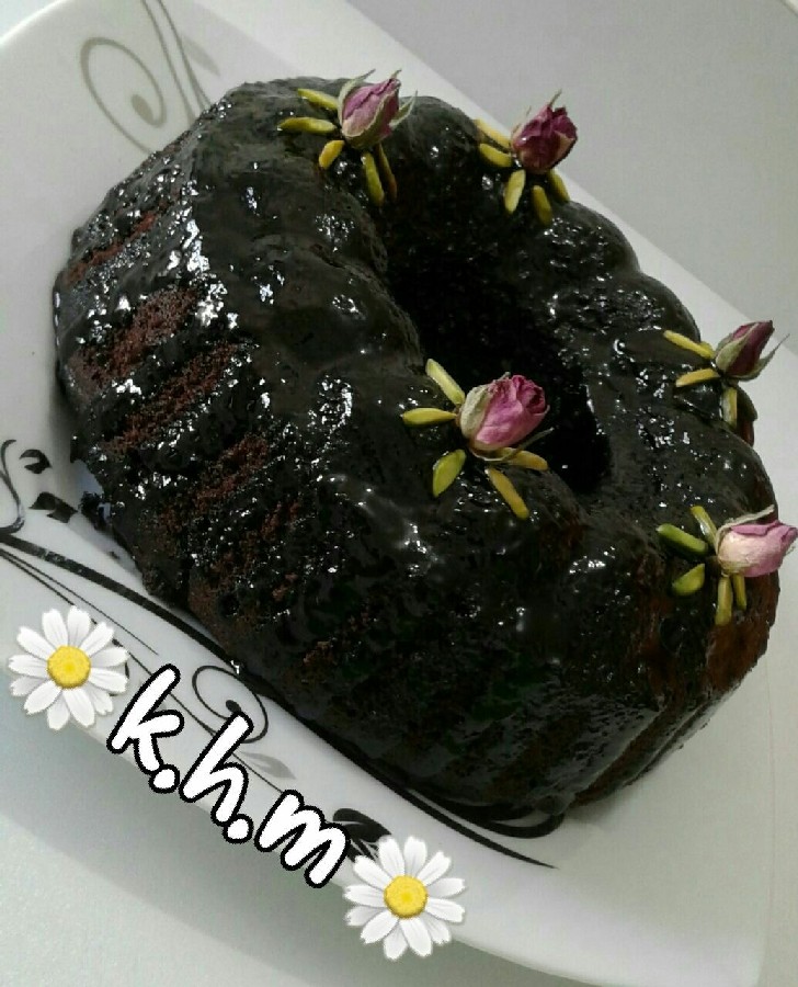 عکس کیک خیس شکلاتی به مناسبت ولادت حضرت زهرا سلام الله علیها و روز مادر