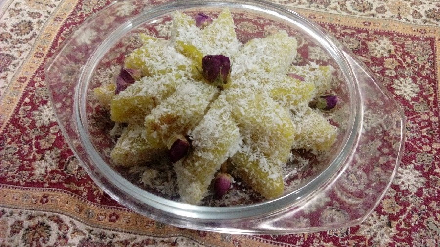 مسقطی زعفرانی