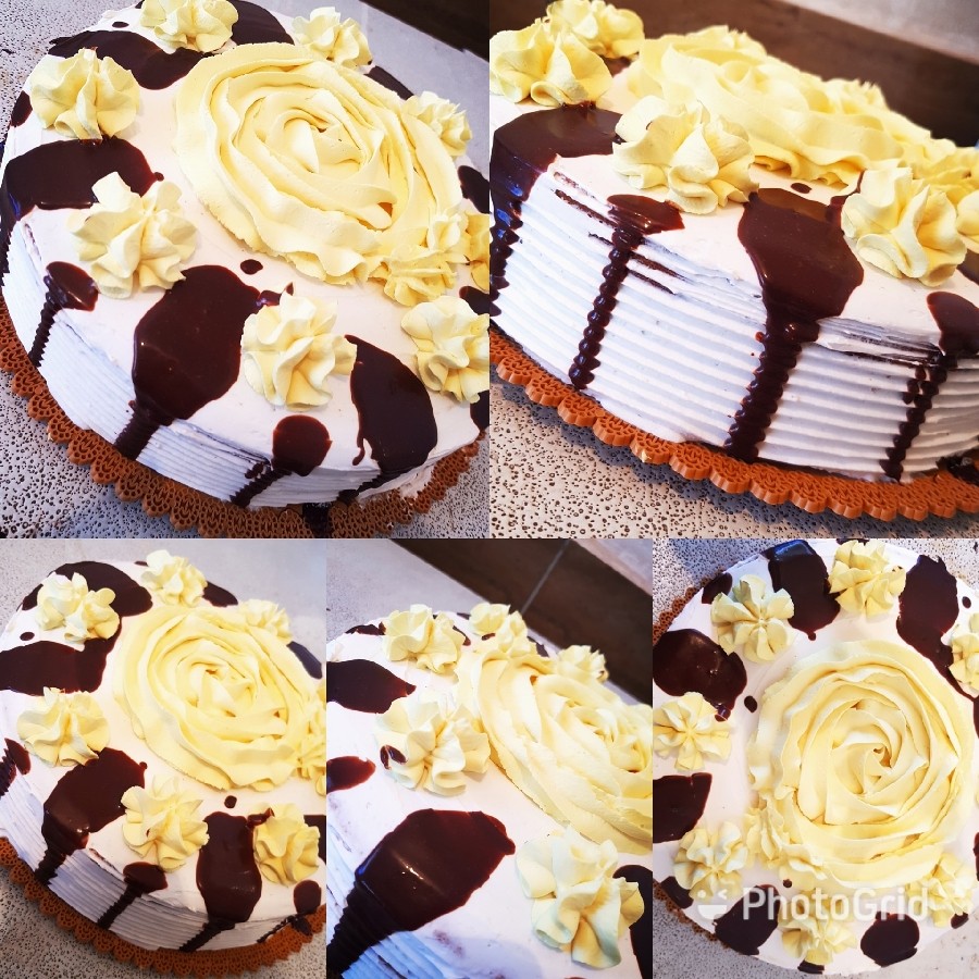 کیک خامه ای با طعم اناناس وفیلینگ شکلات