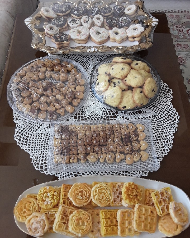 عکس شیرینی های عید نوروز۹۸ دسترنج خودم و همکاری مامانم 
