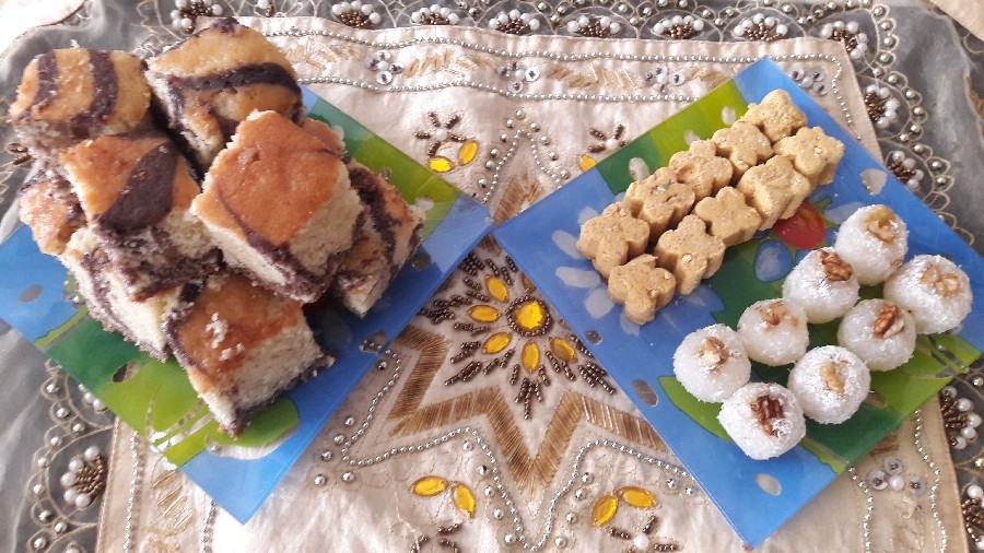 کیک زبرا،شیرینی نخودچی و باسلوق