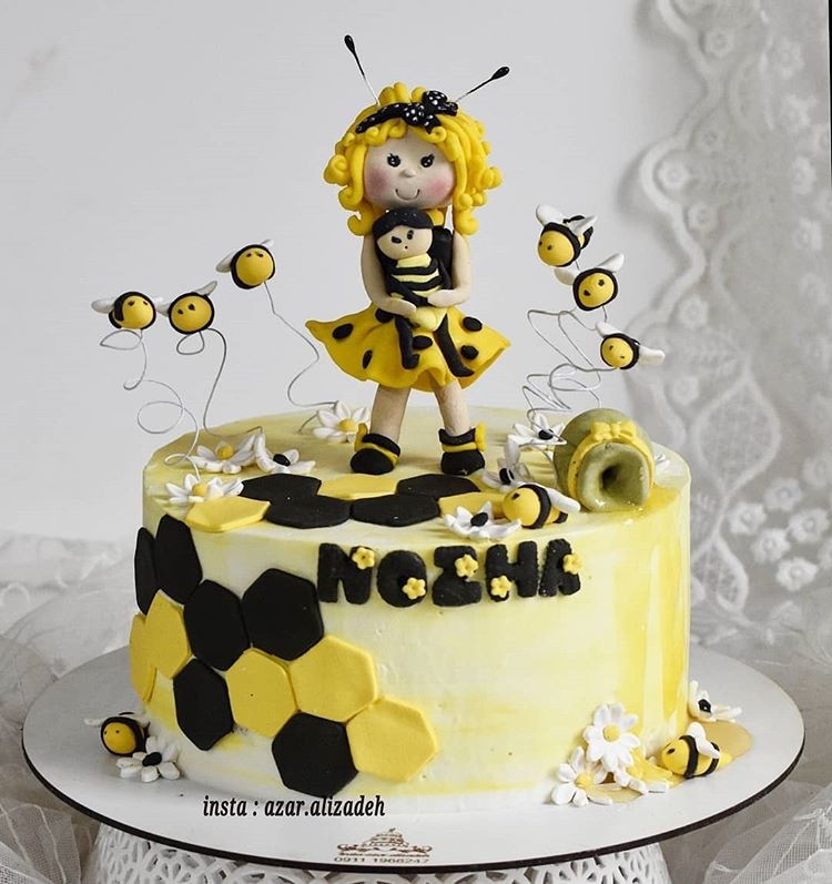 عکس کیک زنبوری دخترونه